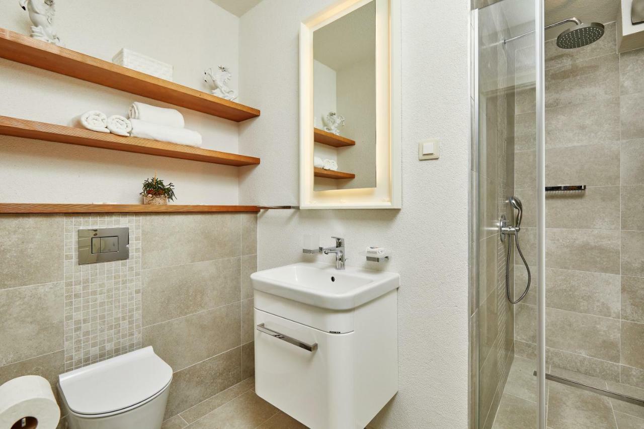 קוטור Villa Emily מראה חיצוני תמונה